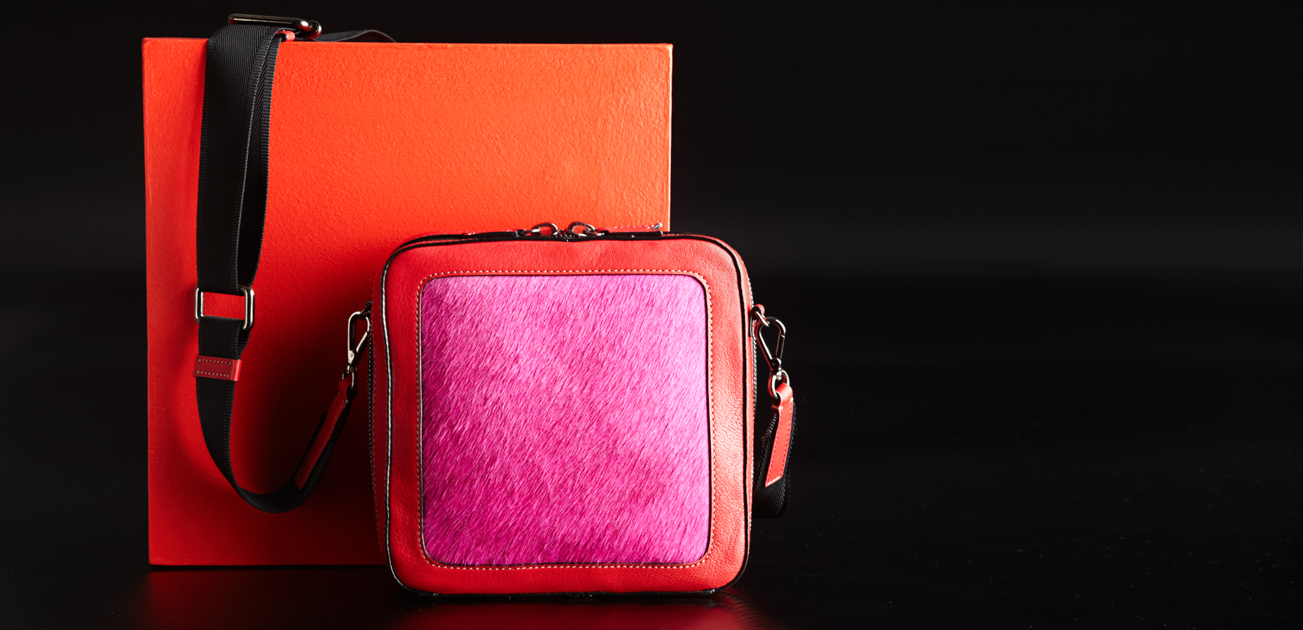 121001_Meredith-Wendell-Handbags_10117913_25158